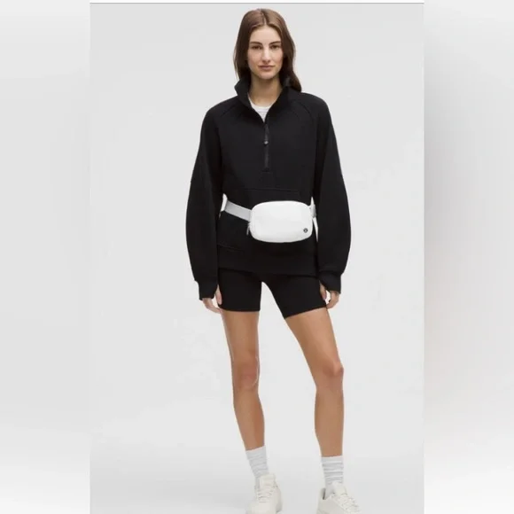 Lululemon Everywhere Crossbody Belt Bag 1L - White - Picture 1 of 11